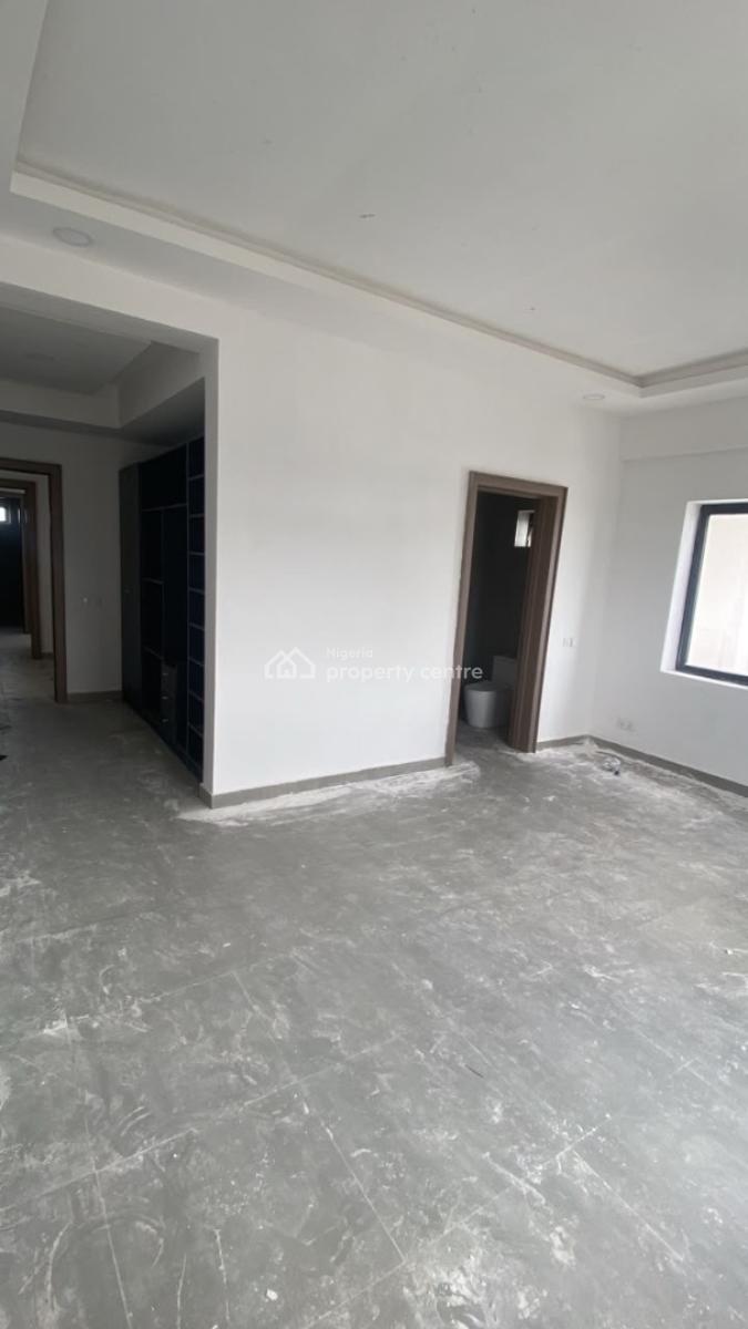 3 Bedroom Luxury Flat with an Open Kitchen on The 4th Floor, Admiralty Way, Lekki Phase 1, Lekki, Lagos, Mini Flat (room and Parlour) for Rent