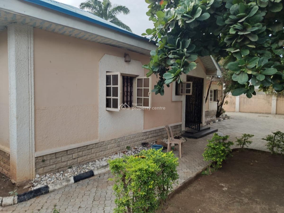 Standard 3 Bedroom Detached House with 2 Rooms Boys Quarters, Galadimawa, Abuja, Detached Bungalow for Sale