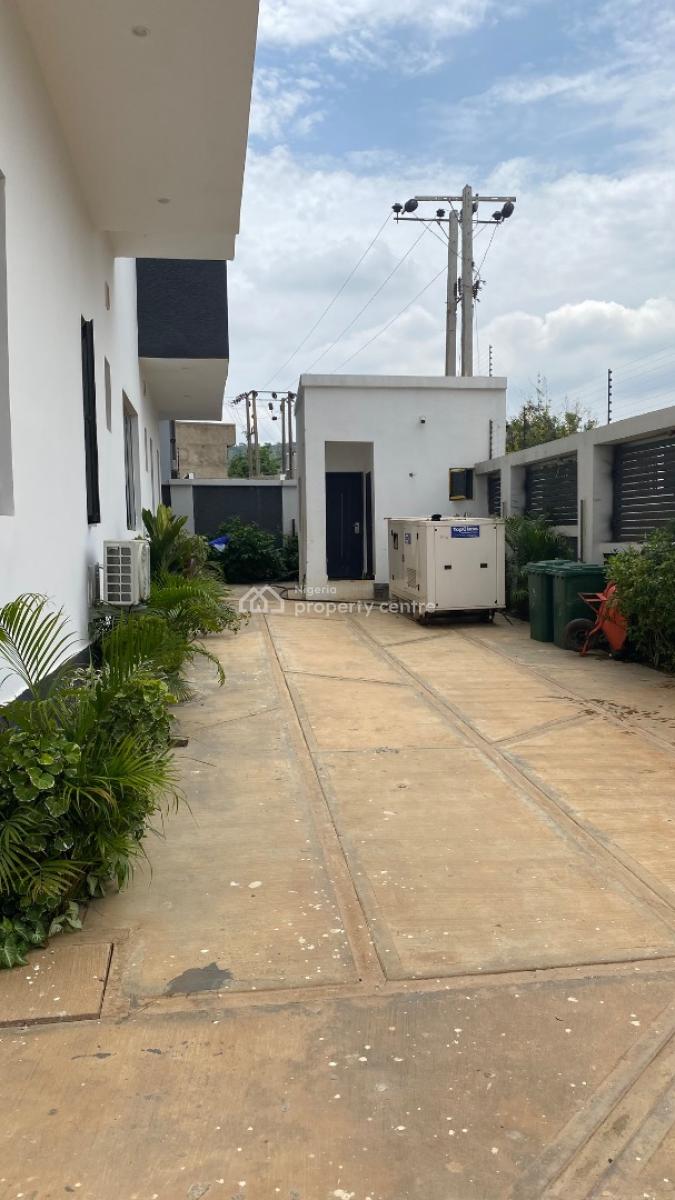 Luxury Serviced Three Bedrooms Flat with Bq, Jahi, Abuja, Flat / Apartment for Rent