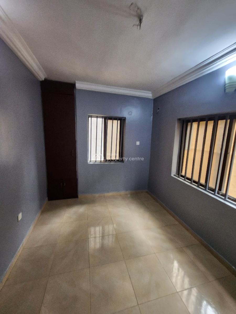 Clean 1 Bedroom Flat, 1st & Ground Floor Available,with Inverter, Wuse, Abuja, Flat / Apartment for Rent