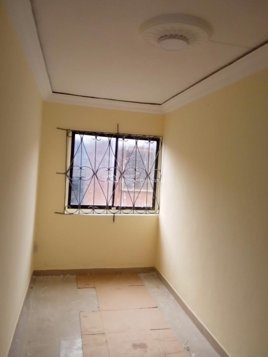 2 Bedroom Flat office Space, Diya Street, Gbagada, Lagos, Office Space for Rent