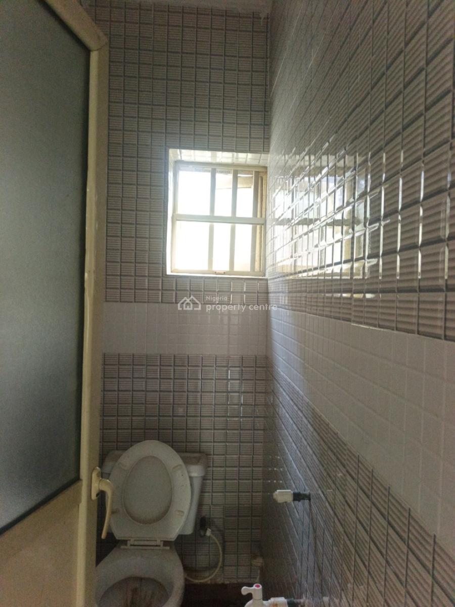 Luxury 3 Bedroom Flat Upstairs, Badore Ajah Lagos, Badore, Ajah, Lagos, Flat / Apartment for Rent