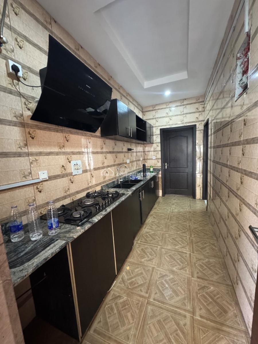 Well Maintained, Tastefully Finished Two (2) Bedroom Apartment, Behind Zenith Bank, Osapa, Lekki, Lagos, Flat / Apartment for Rent