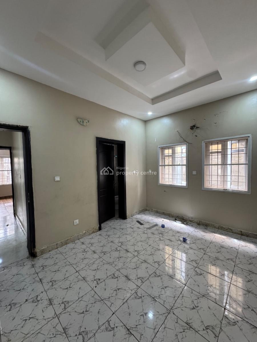 Well Maintained, Tastefully Finished Two (2) Bedroom Apartment, Behind Zenith Bank, Osapa, Lekki, Lagos, Flat / Apartment for Rent