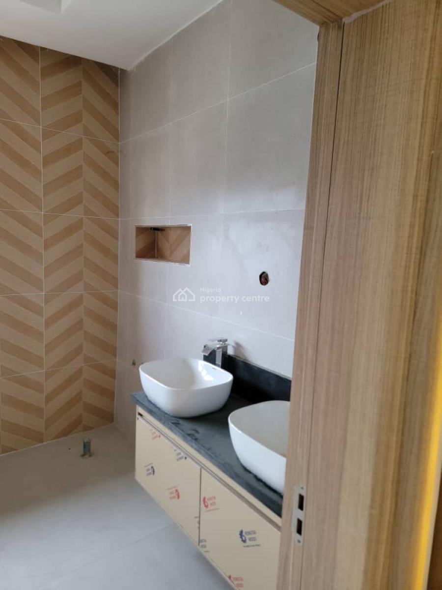 Newly Built 4 Bedroom with a Penthouse, Close to Jabi Upstairs, Jabi, Abuja, Terraced Duplex for Sale