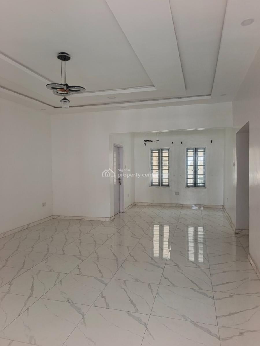 Luxury 3 Bedroom Flat Upstairs, Badore, Ajah, Lagos, Flat / Apartment for Rent