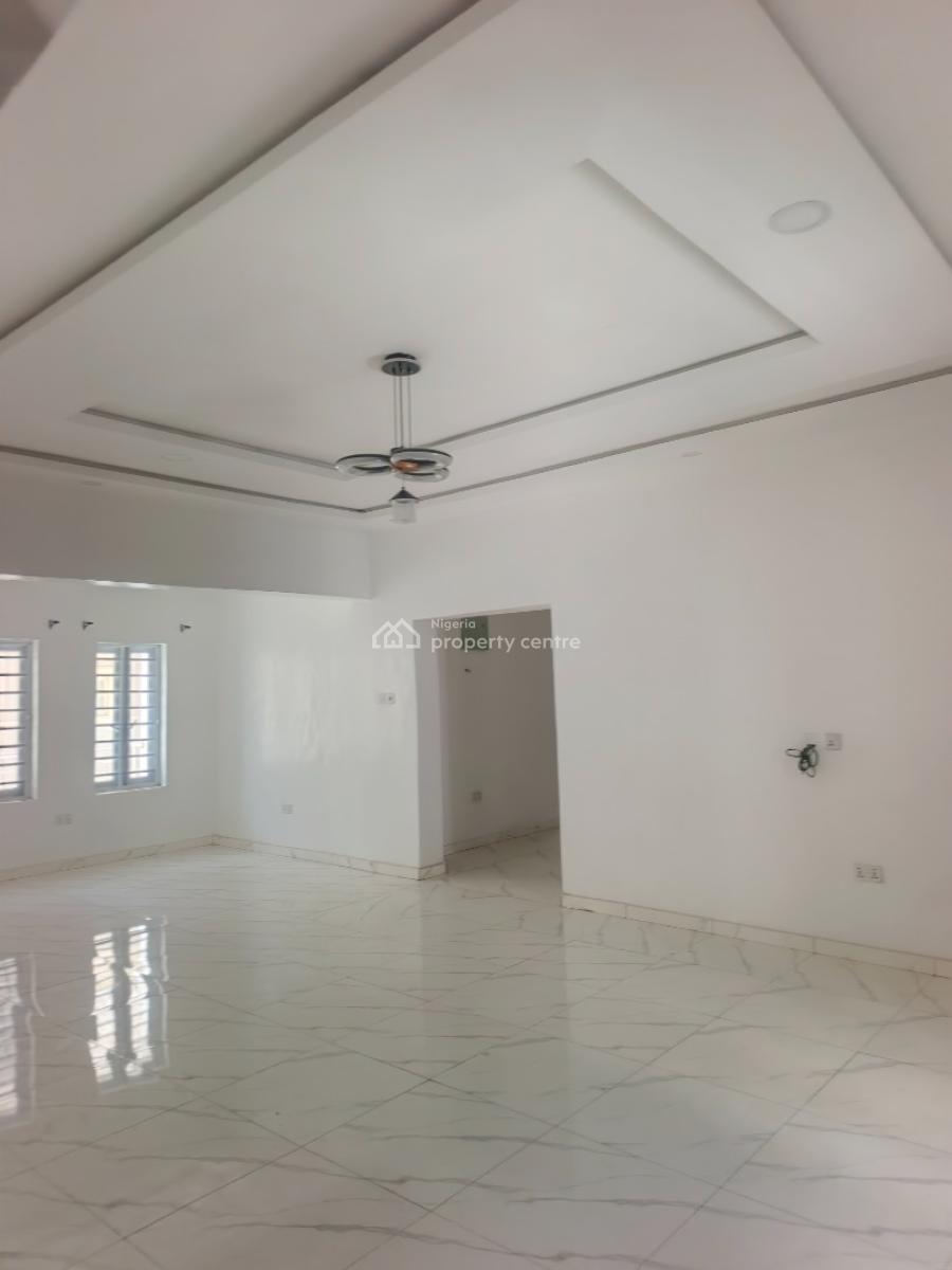 Luxury 3 Bedroom Flat Upstairs, Badore, Ajah, Lagos, Flat / Apartment for Rent