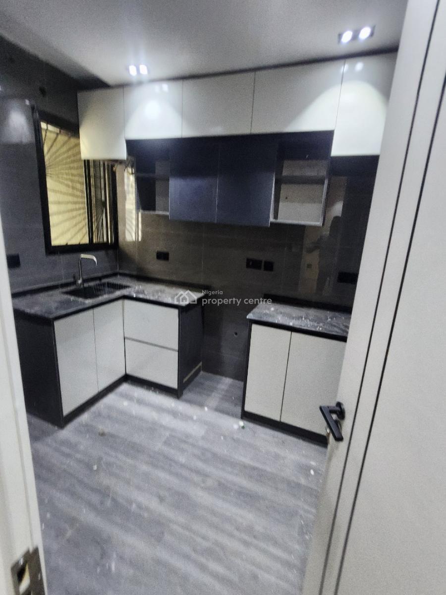 Super Luxurious 2 Bedroom Flat, Wuse, Abuja, Flat / Apartment for Rent
