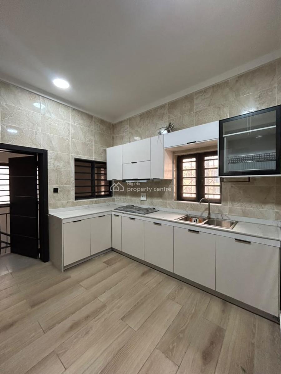 4 Bedroom Terrace Duplex in Lekki, Ilasan, Lekki, Lagos, Terraced Duplex for Sale