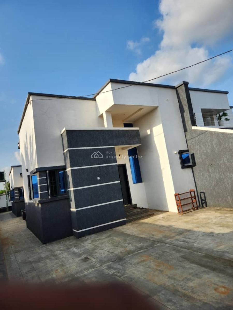 3 Bedroom Bungalow at Off Gasline Road, Magboro, Off Gasline Road, Magboro Ogun State, Magboro, Ogun, Detached Bungalow for Sale