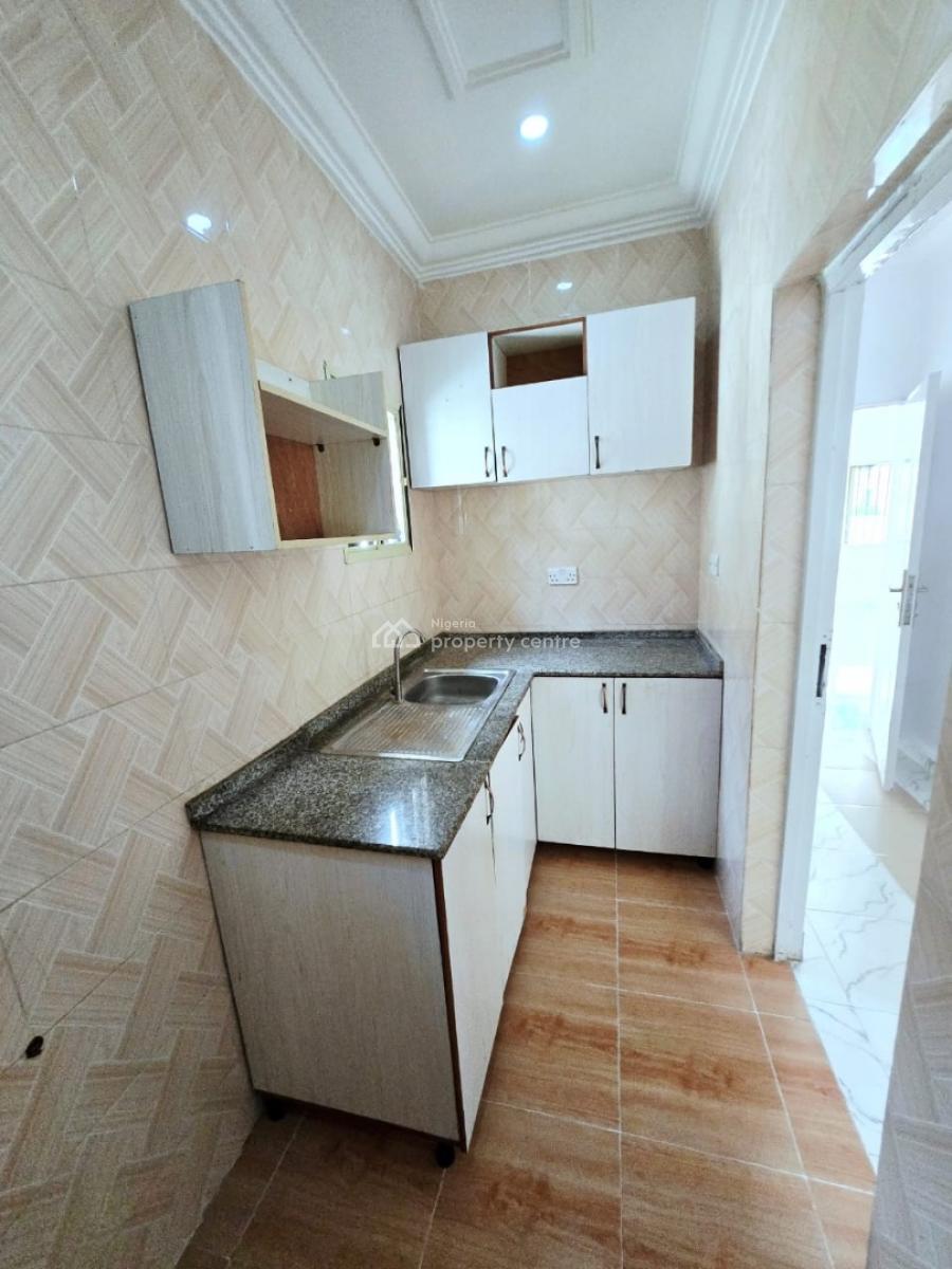 Lovely  2 Bedrooms Flat, Lekki Phase 1, Lekki, Lagos, Flat / Apartment for Rent