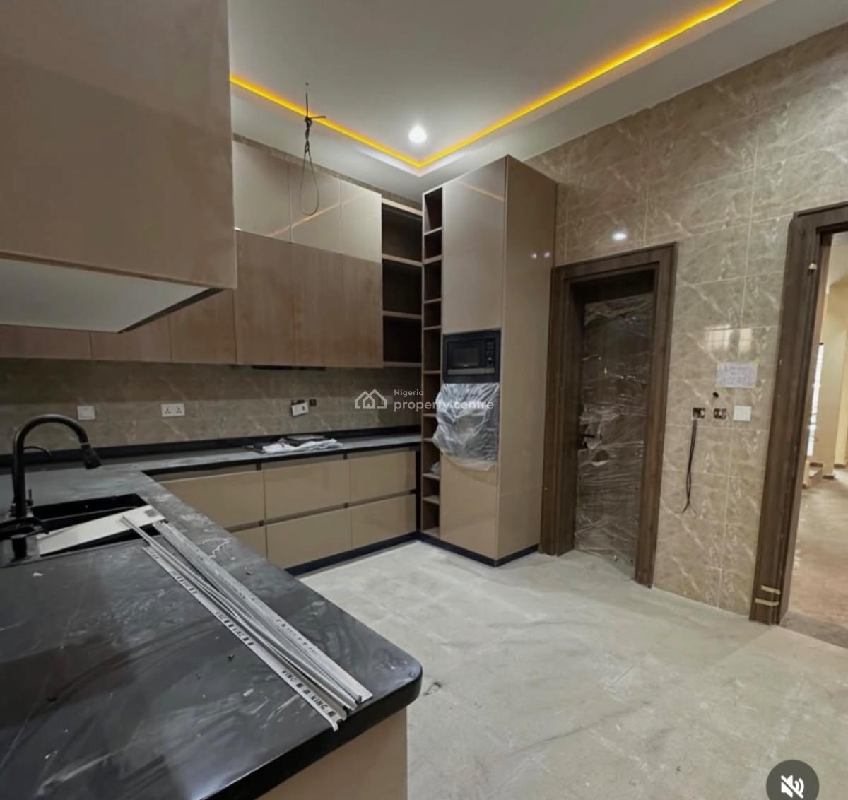 Brand New Contemporary 4 Bedroom Terrace Duplex and Bq., Jahi, Abuja, Terraced Duplex for Sale