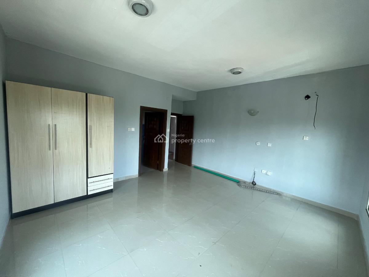 Massive 2 Bedroom Apartment on The Second Floor, Kusenla Road, Ikate Elegushi, Lekki, Lagos, Flat / Apartment for Rent