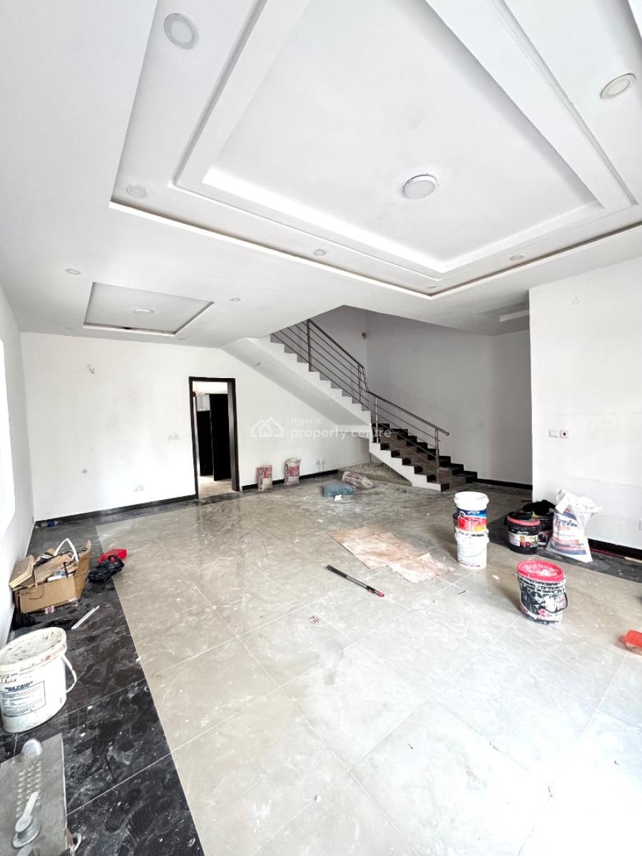 Well Maintained 4 Bedroom Terrace, Osapa, Lekki, Lagos, Terraced Duplex for Rent