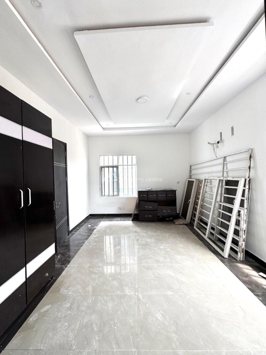 Well Maintained 4 Bedroom Terrace, Osapa, Lekki, Lagos, Terraced Duplex for Rent
