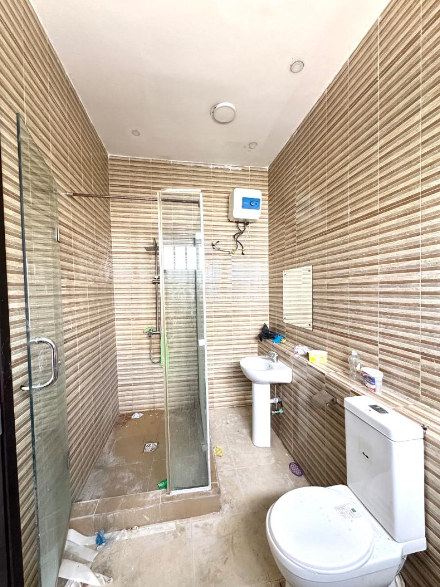 Well Maintained 4 Bedroom Terrace, Osapa, Lekki, Lagos, Terraced Duplex for Rent