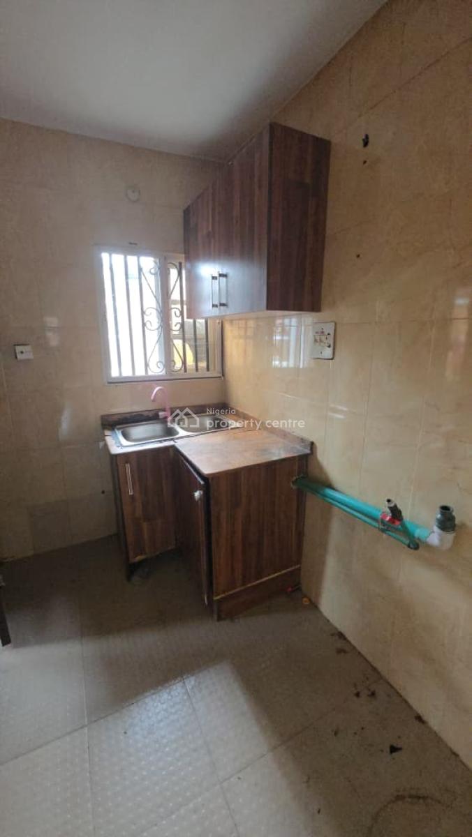 Spacious 2 Bedroom Apartment, United Estate, Sangotedo, Ajah, Lagos, Flat / Apartment for Rent