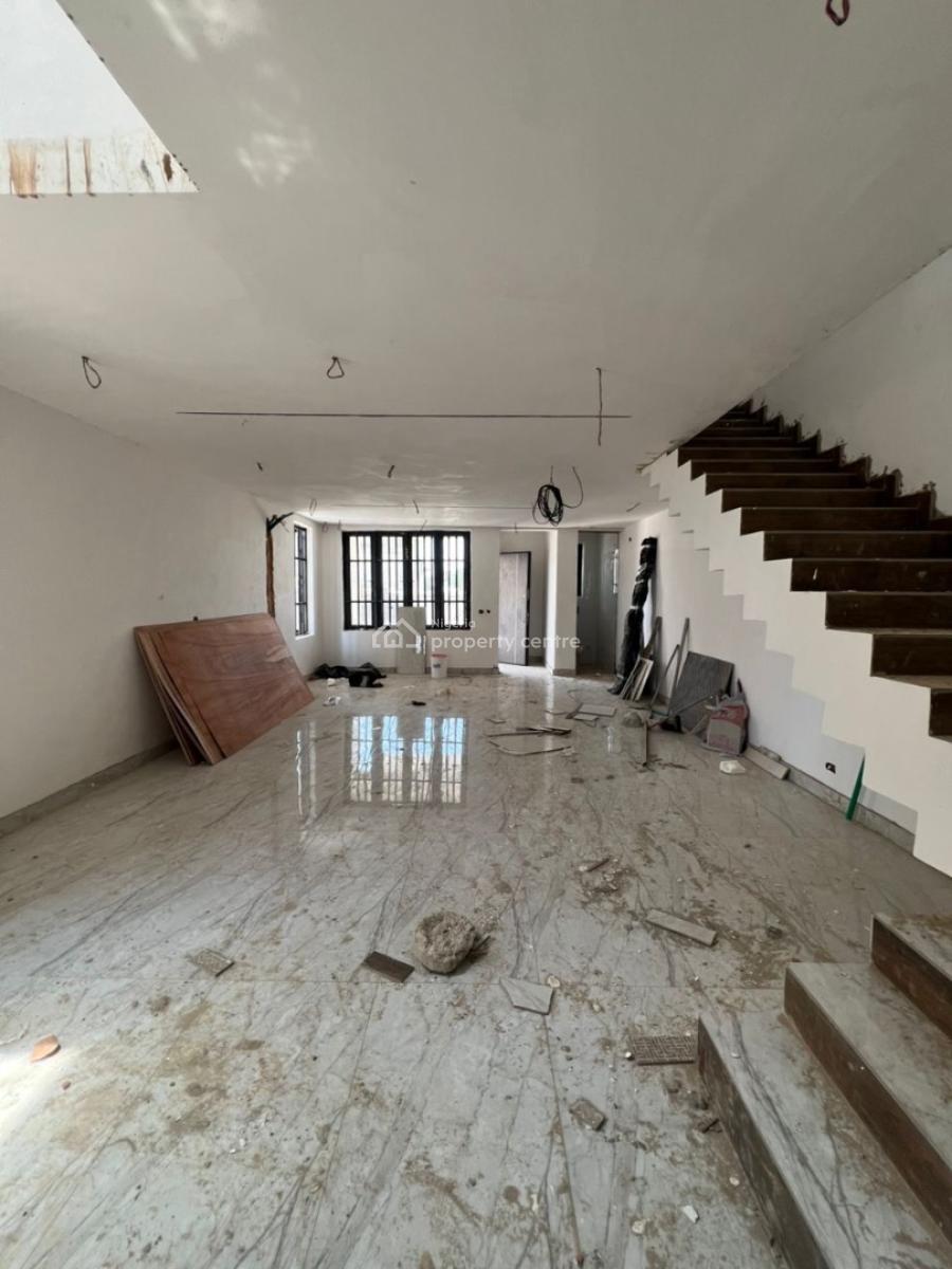 2-bedroom Maisonettes in Ikoyi, Ikoyi, Lagos, House for Sale
