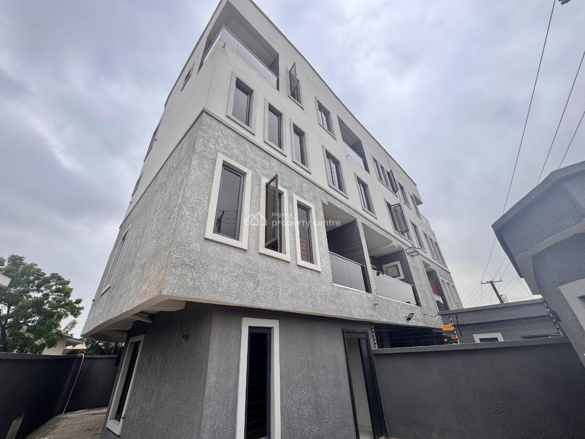 Magnificent 5-bedroom Duplex with Bq & Gatehouse in a Flood Estate, Magnificent 5-bedroom Duplex with Bq & Gatehouse in a Flood Estate, Maryland, Lagos, Terraced Duplex for Sale