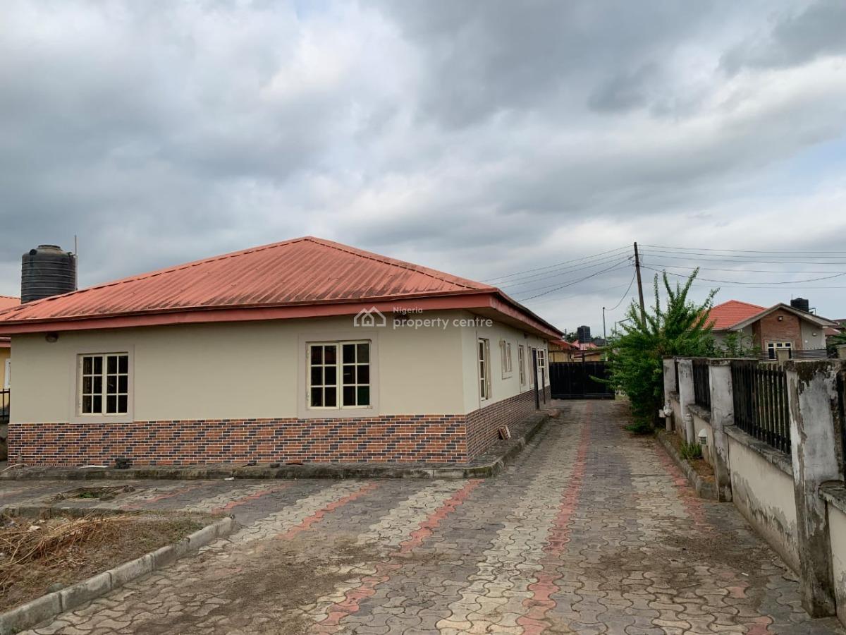 Exclusive 4 Bedroom House, Magboro, Ogun, Detached Bungalow for Sale