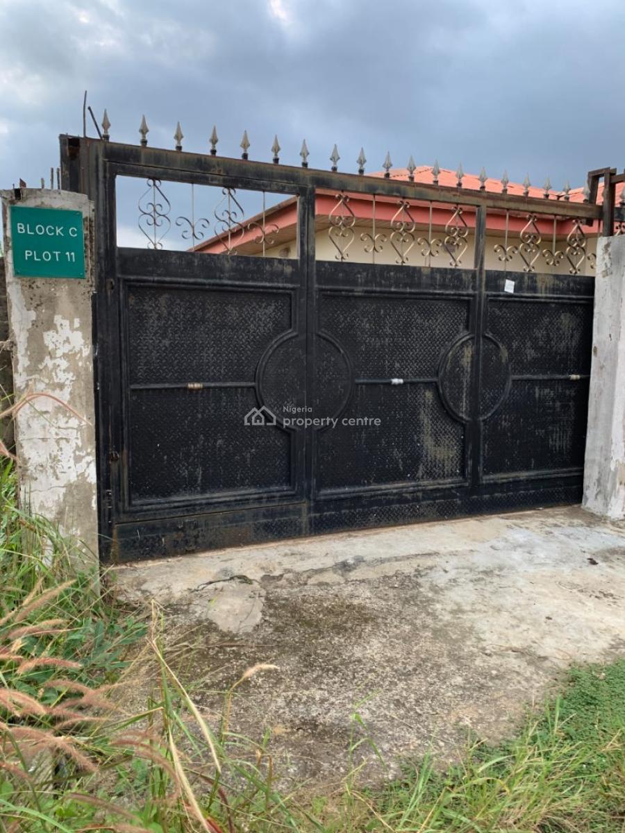 Exclusive 4 Bedroom House, Magboro, Ogun, Detached Bungalow for Sale