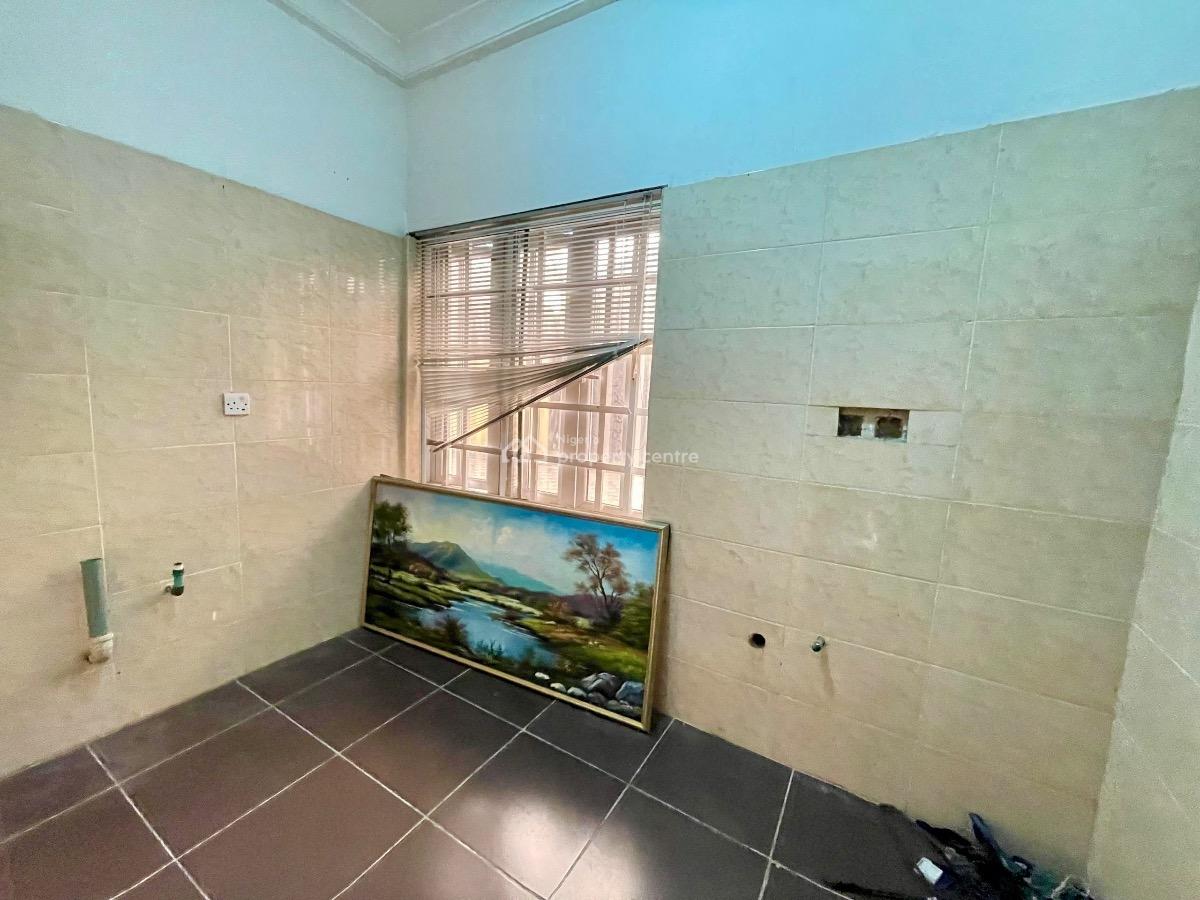 Spacious 5-bedroom Terrace Duplex Peninsula Garde, Peninsula Gardens, Sangotedo, Ajah, Lagos, Terraced Duplex for Rent