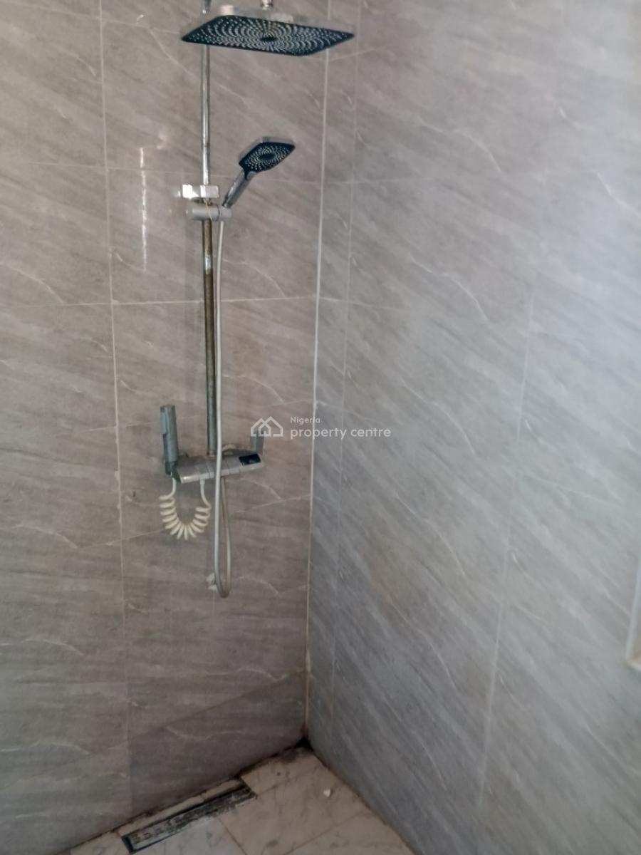 2 Nos 2 Bedrooms Tastefully Finished Penthouses, Off Akin Adesola St, Victoria Island (vi), Lagos, Flat / Apartment for Rent