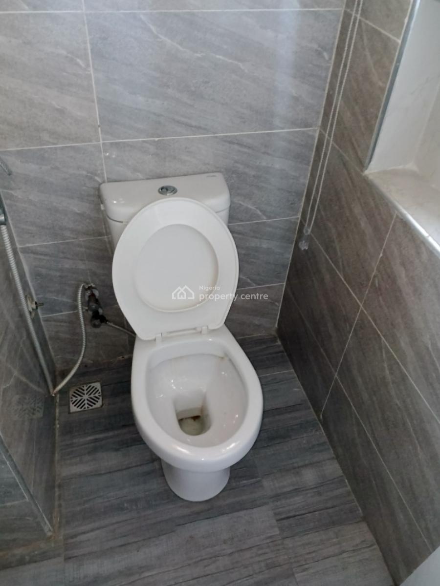 2 Nos 2 Bedrooms Tastefully Finished Penthouses, Off Akin Adesola St, Victoria Island (vi), Lagos, Flat / Apartment for Rent