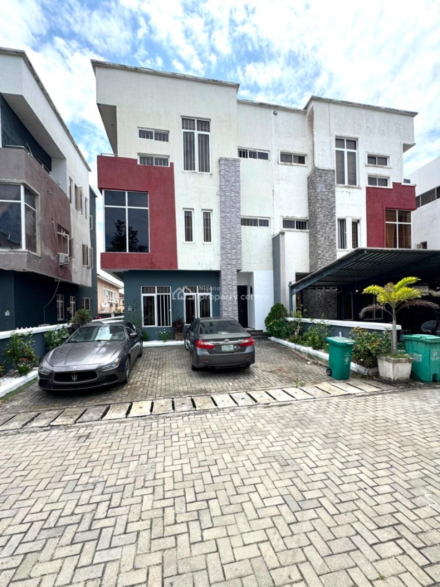 Well Maintained Spacious 4 Bedrooms Serviced 4 Bedrooms Duplex, in an Access Code Estate Along Victory Park Estate Road, Osapa, Lekki, Lagos, Semi-detached Duplex for Rent
