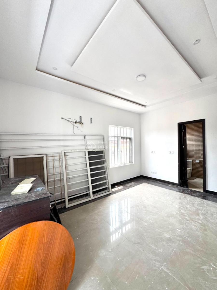 Well Maintained Spacious 4 Bedrooms Serviced 4 Bedrooms Duplex, in an Access Code Estate Along Victory Park Estate Road, Osapa, Lekki, Lagos, Semi-detached Duplex for Rent