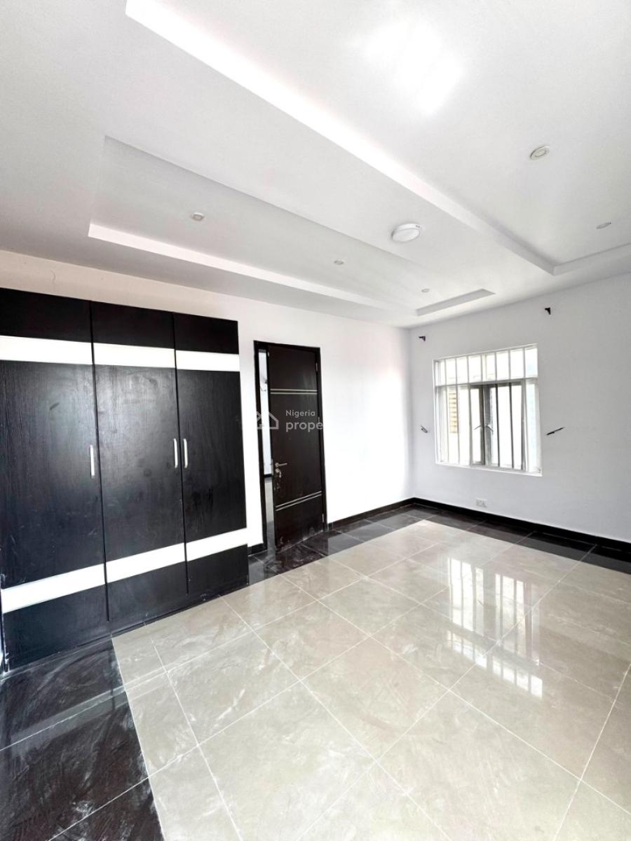 Well Maintained Spacious 4 Bedrooms Serviced 4 Bedrooms Duplex, in an Access Code Estate Along Victory Park Estate Road, Osapa, Lekki, Lagos, Semi-detached Duplex for Rent