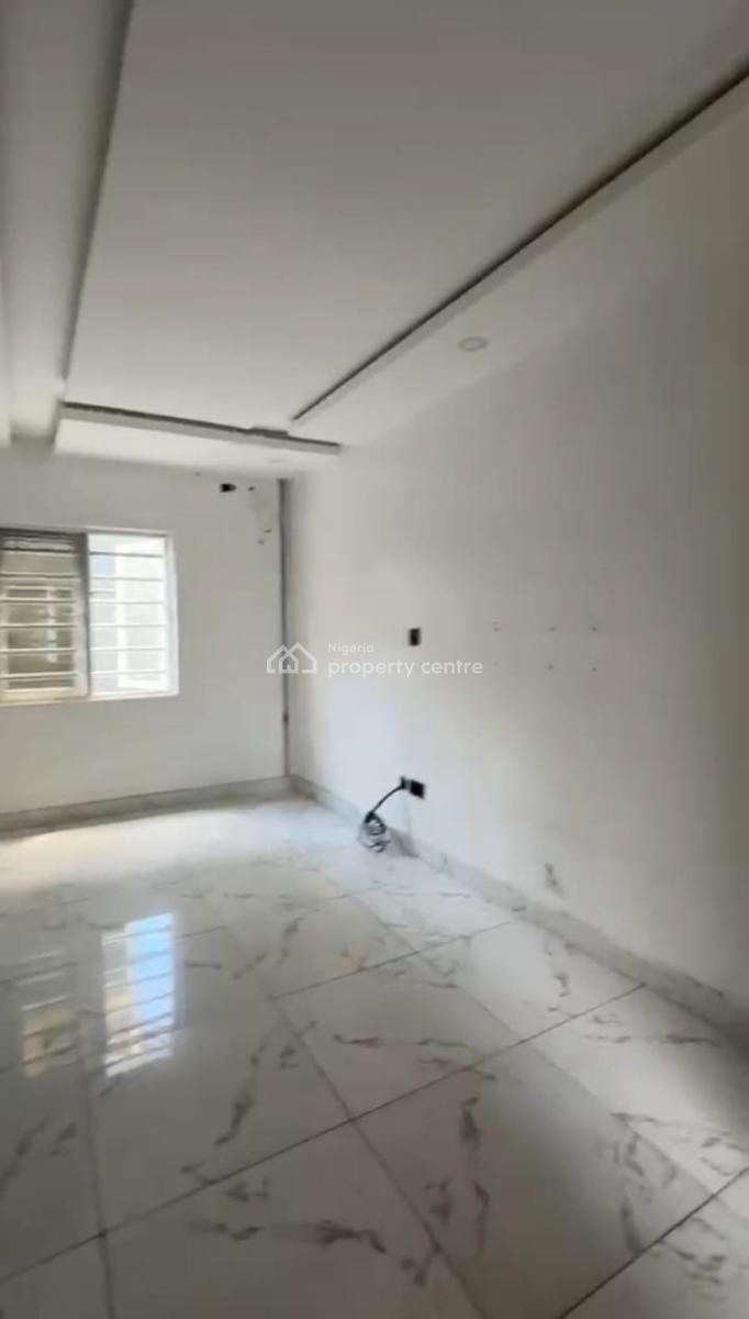 Lovely 2 Bedroom Flat, Bode Thomas, Surulere, Lagos, Flat / Apartment for Rent