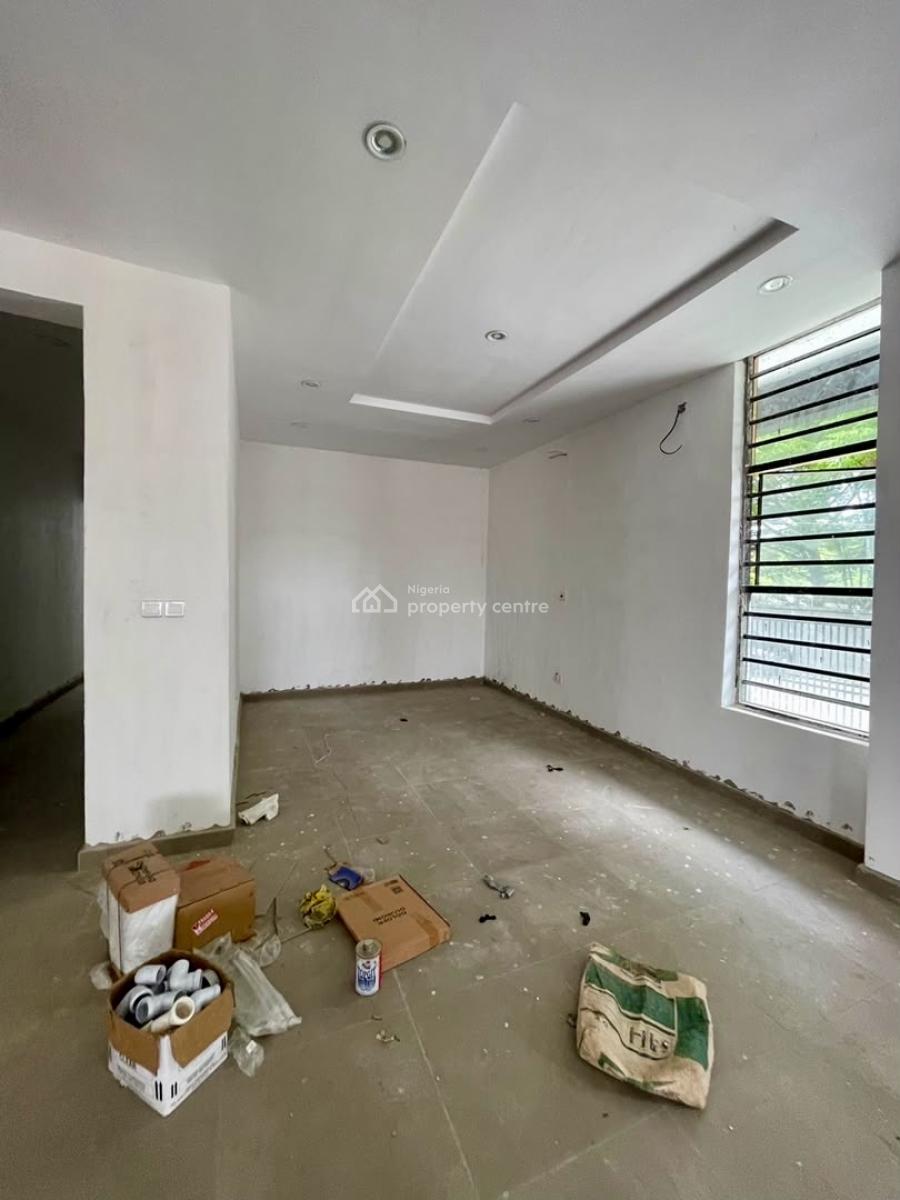 Road-facing 350sqm Commercial Space with Maximum Brand Exposure, Ajah, Lagos, Commercial Property for Rent