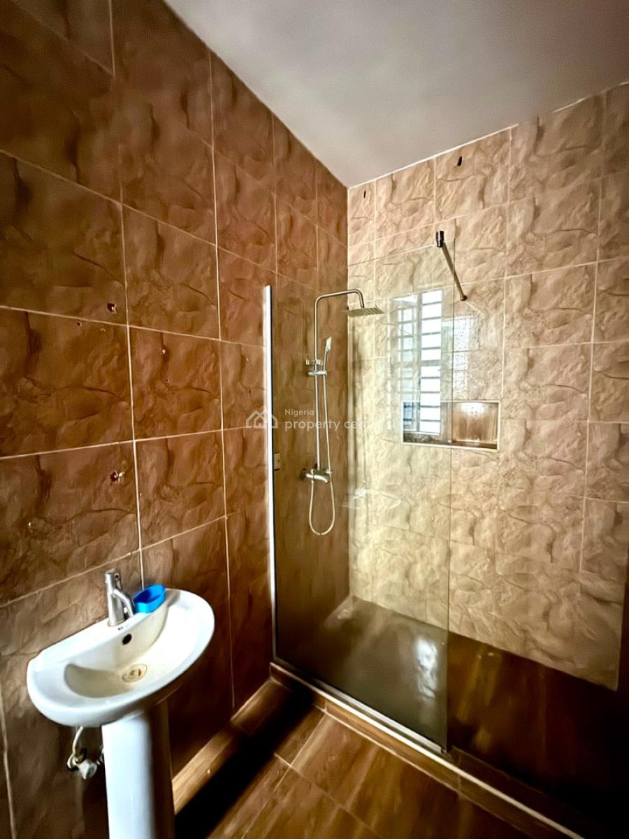 Well Maintained Serviced 3 Bedrooms Duplex, in a Call to Access Estate on Orchid Road, Ikota, Lekki, Lagos, Terraced Duplex for Rent