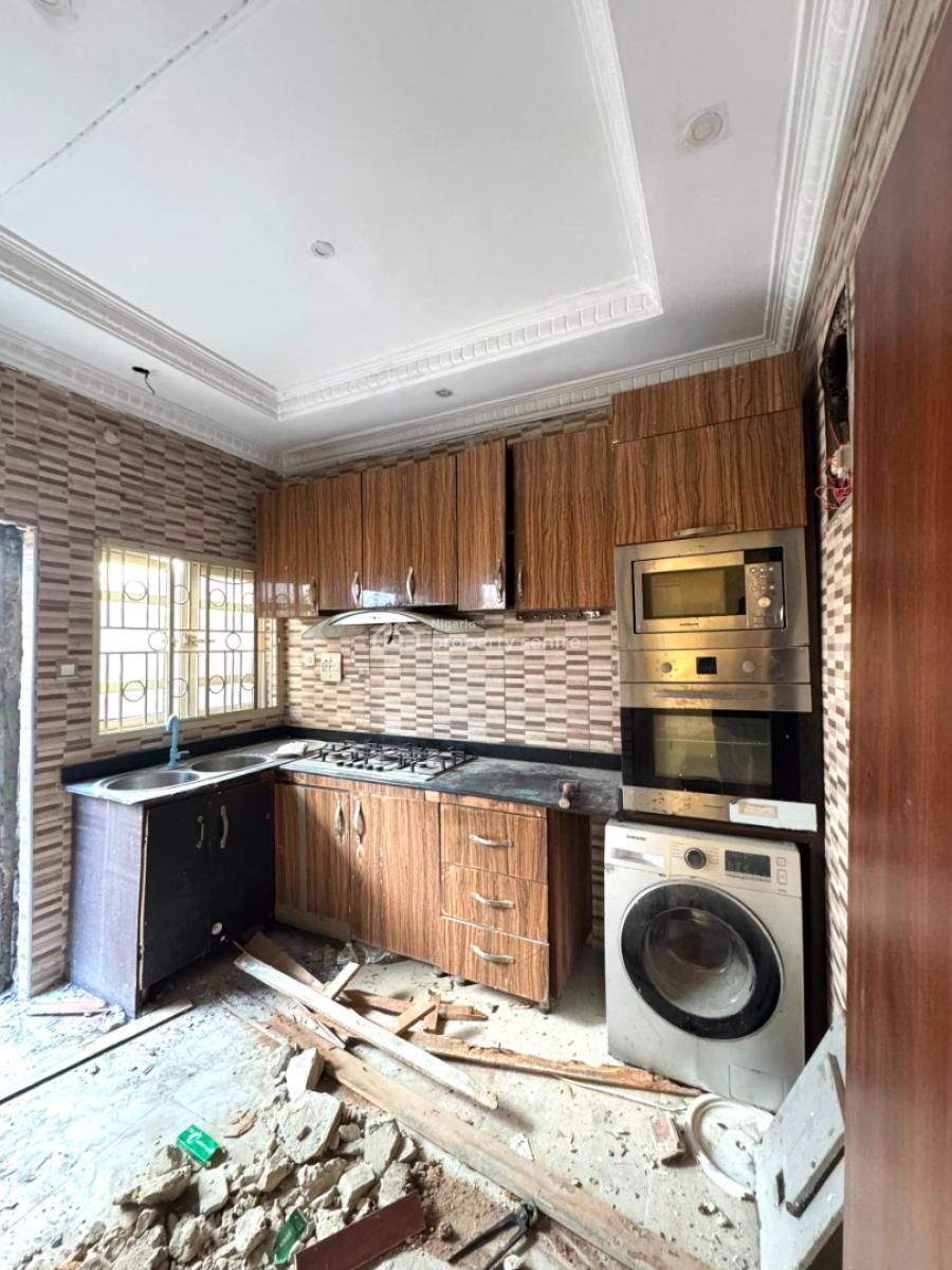 Newly Renovated Spacious 3 Bedrooms Duplex, Ikota Villa Estate, Ikota, Lekki, Lagos, Detached Duplex for Rent