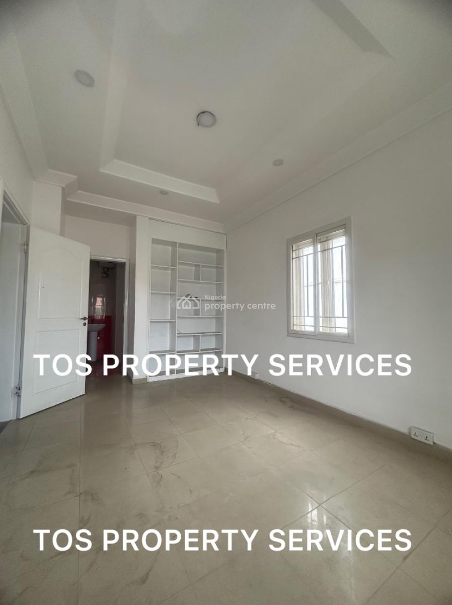 2 Bedroom Flat for Office- Commercial, Lekki Phase 1, Lekki Phase 1, Lekki, Lagos, Restaurant / Bar for Rent