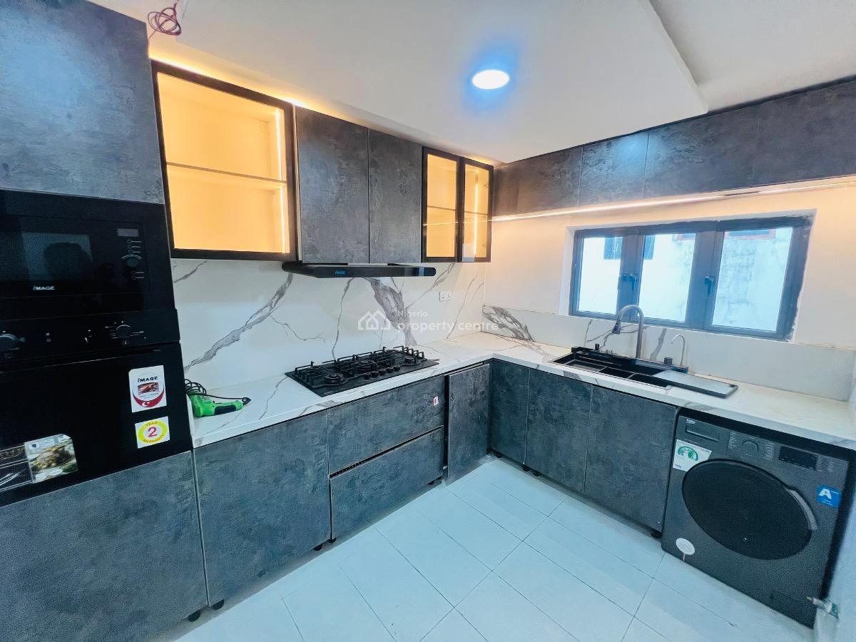 Lovely 2 Bedroom Apartment in Lekki, Ikate, Lekki, Lagos, Flat / Apartment for Sale