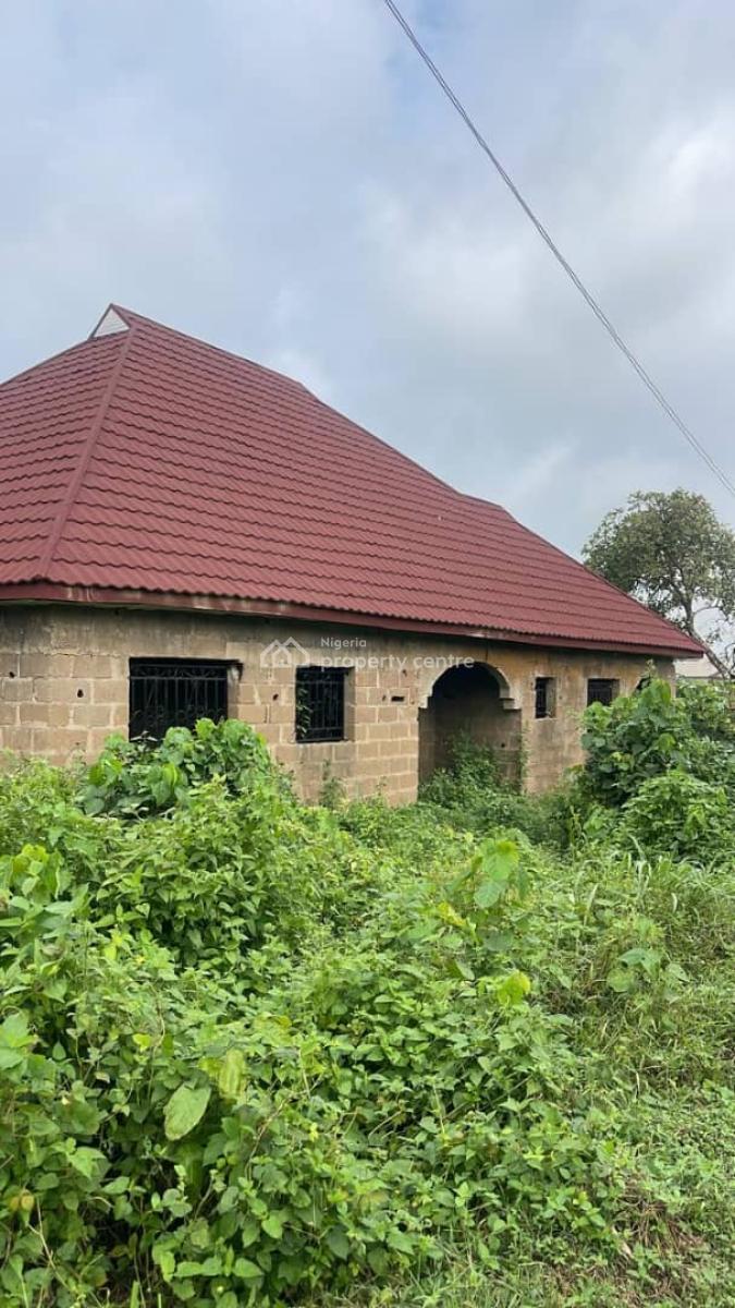 Uncompleted 4-bedrooms Fully Detached Bungalow, Eleshin Egbeda ,oluwo Ibadan, Oluwo, Egbeda, Oyo, Detached Bungalow for Sale