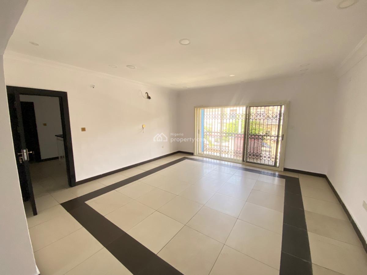 3-bedroom Apartment + Bq, Lekki Phase 1, Lekki, Lagos, Flat / Apartment for Rent