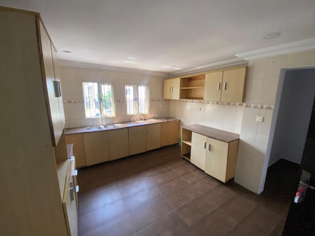 3-bedroom Apartment + Bq, Lekki Phase 1, Lekki, Lagos, Flat / Apartment for Rent