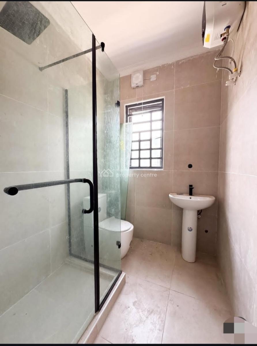 Luxury 4 Bedroom Apartment with Bq, Pool and Gym, Lekki Phase 1, Lekki, Lagos, Block of Flats for Sale