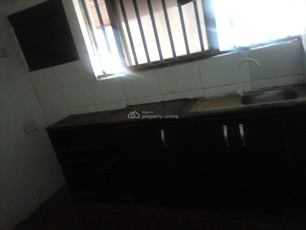 Very Spacious Self Contain with a Big Kitchen & Toilet on 1st Floor, Asokoro District, Abuja, Self Contain (single Rooms) for Rent