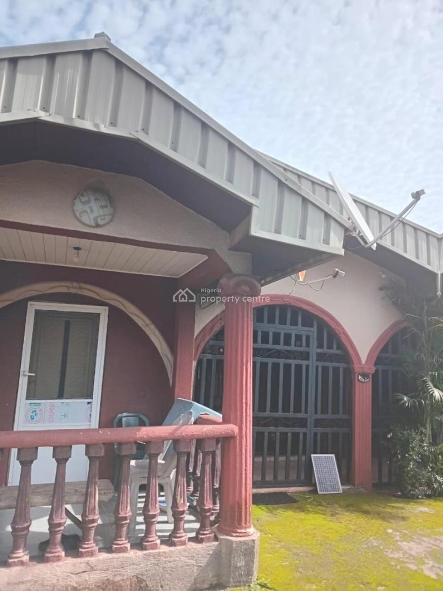 Four (4) Bedrooms Bungalow  with C of O, Before The Redeemed School Off Irhirhi Off Airport Road,, Benin, Oredo, Edo, Detached Bungalow for Sale