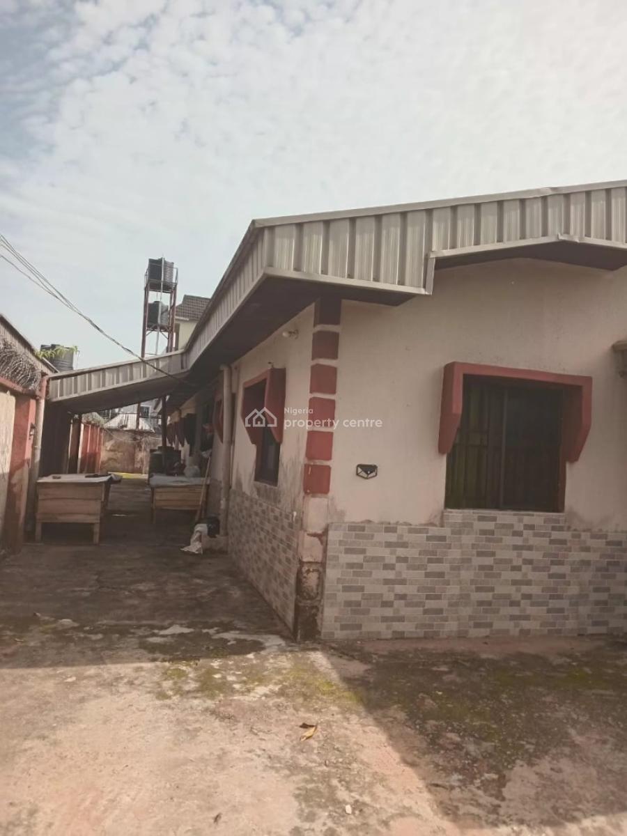 Four (4) Bedrooms Bungalow  with C of O, Before The Redeemed School Off Irhirhi Off Airport Road,, Benin, Oredo, Edo, Detached Bungalow for Sale