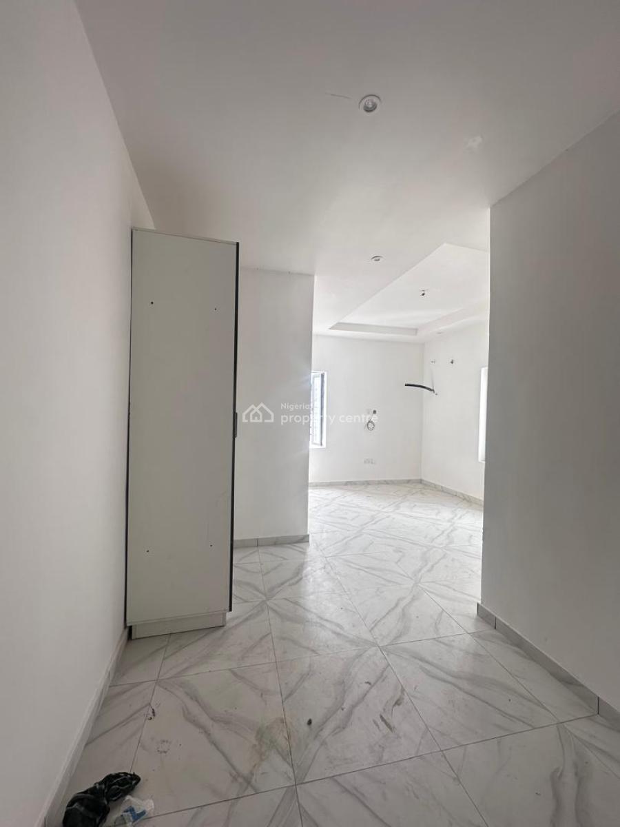 Spacious Well Built 4 Bedroom Penthouse, Ikota, Lekki, Lagos, House for Sale