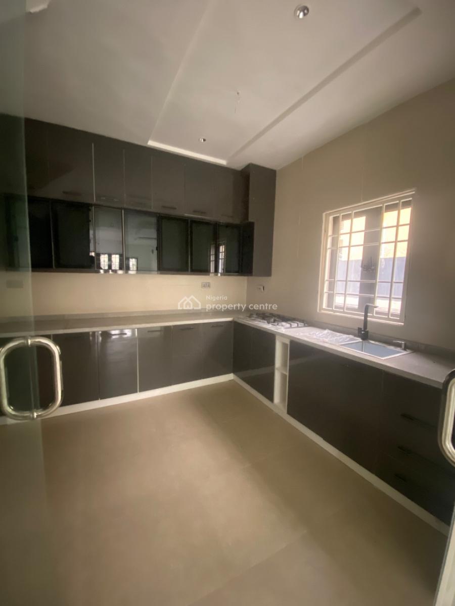 Newly Built 4 Bedroom Terrace Duplex, Guzape, Guzape District, Abuja, Flat / Apartment for Rent