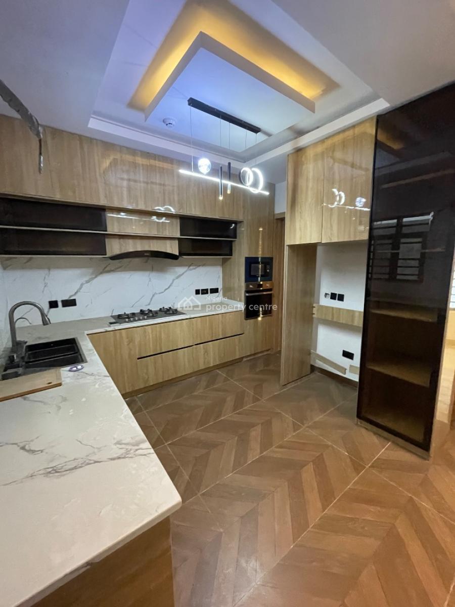 4 Bedroom Terrace, Lekki Phase 1, Lekki, Lagos, Terraced Duplex for Rent