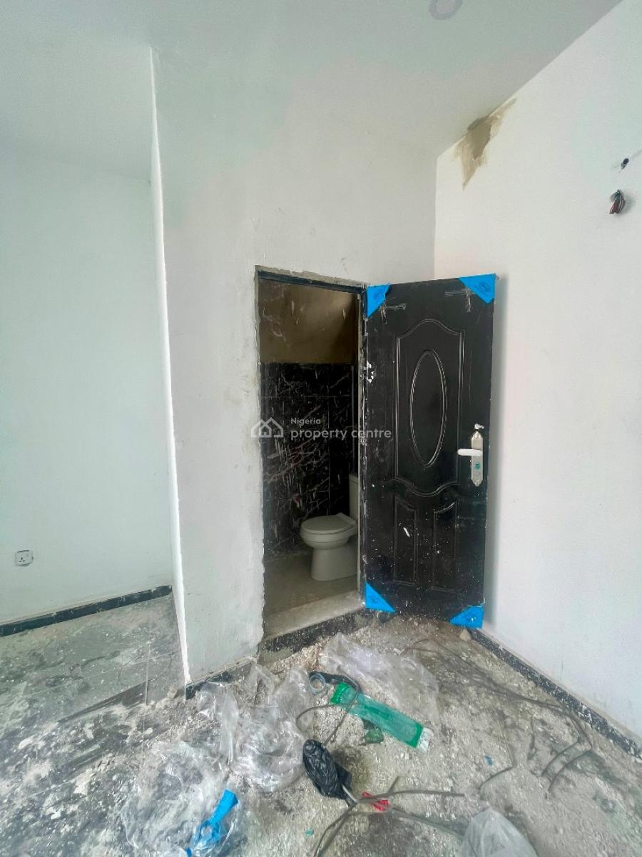 Business Location Alert: 14sqm Shop, Sangotedo, Ajah, Lagos, Commercial Property for Rent