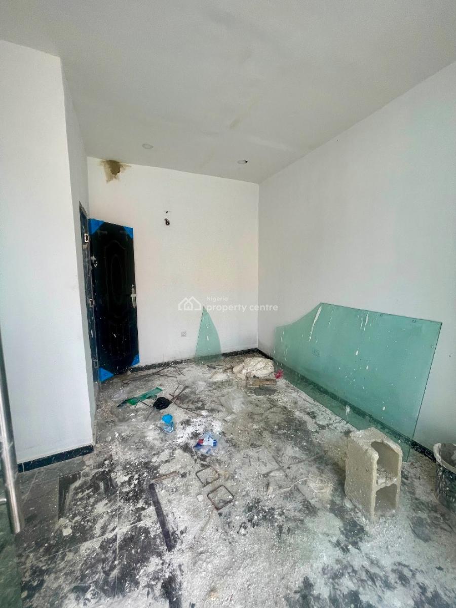 Business Location Alert: 14sqm Shop, Sangotedo, Ajah, Lagos, Commercial Property for Rent
