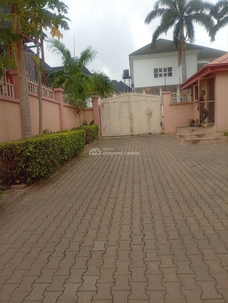 Serviced 3 Bedroom Terraced Duplex with a Room Self Contain, Asokoro District, Abuja, Terraced Duplex for Rent